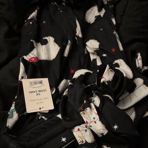 Secret Treasures Black Polar Bear Print Pajama Set